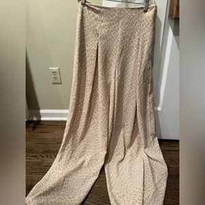 Forever 21 pants size medium NWT
